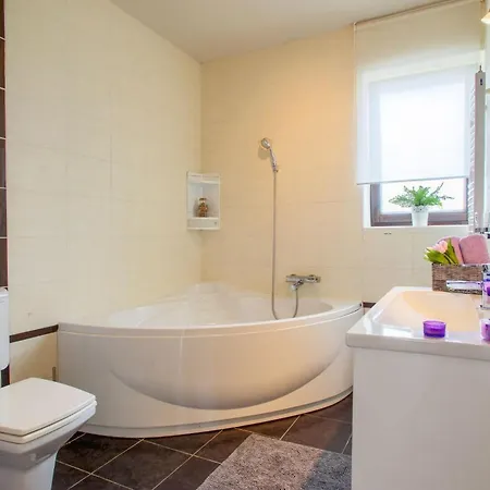 Hébergement de vacances Neo *