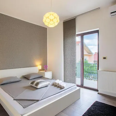 Holiday home Neo *