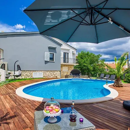 Holiday home Neo *