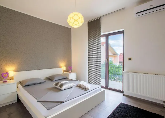 Hébergement de vacances Neo *